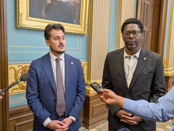 Senate Dems propose bills establishing a Michigan exchange for health and dental insurance